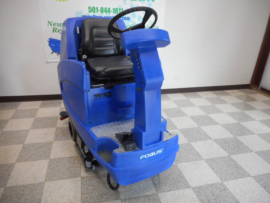 Clarke Cylindrical used floor scrubber rider