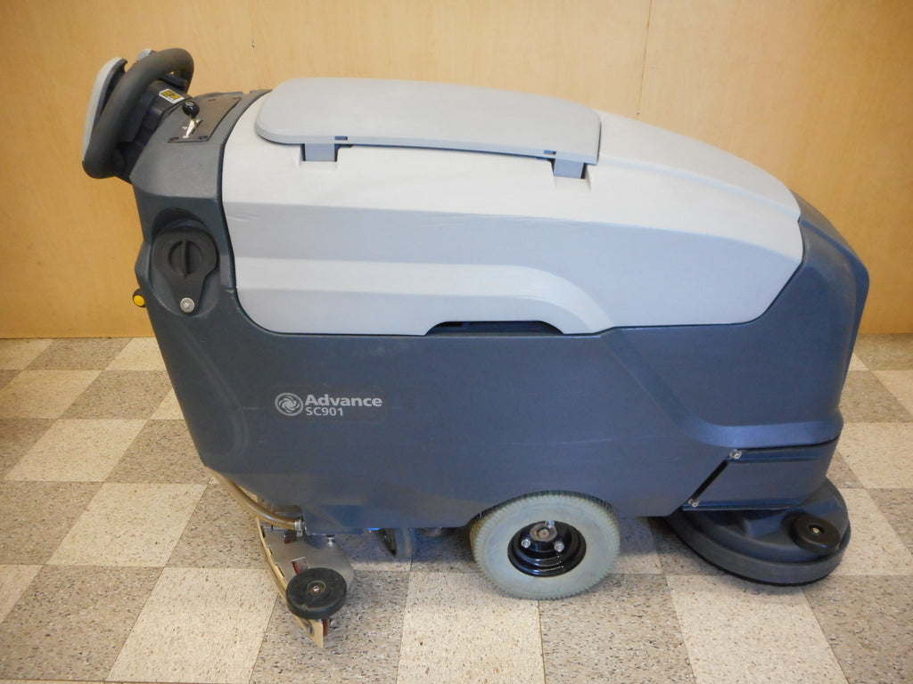 Reconditioned Advance SC 901 Floor Scrubber 28"