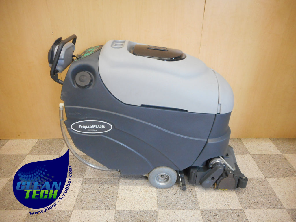 Large area carpet extractor 