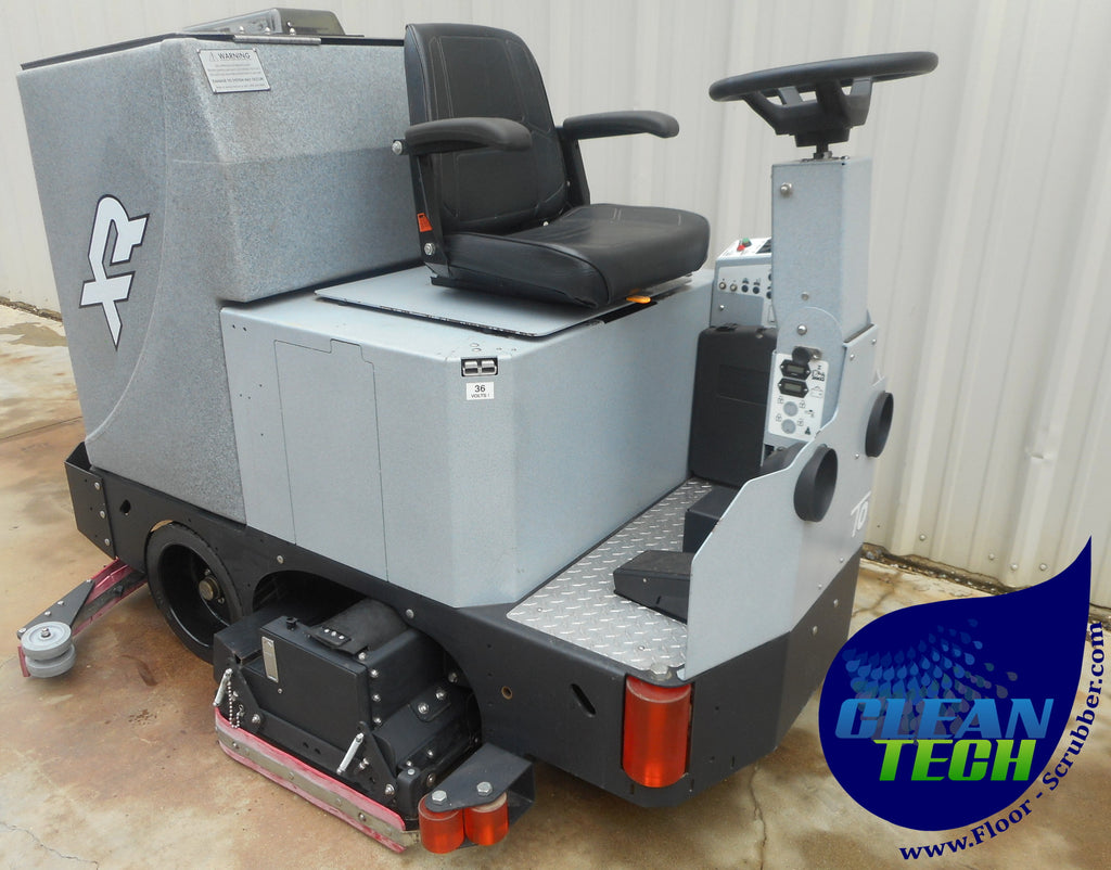 Reconditioned Tomcat XR 46C Rider Cylindrical Floor Scrubber 27 Hours