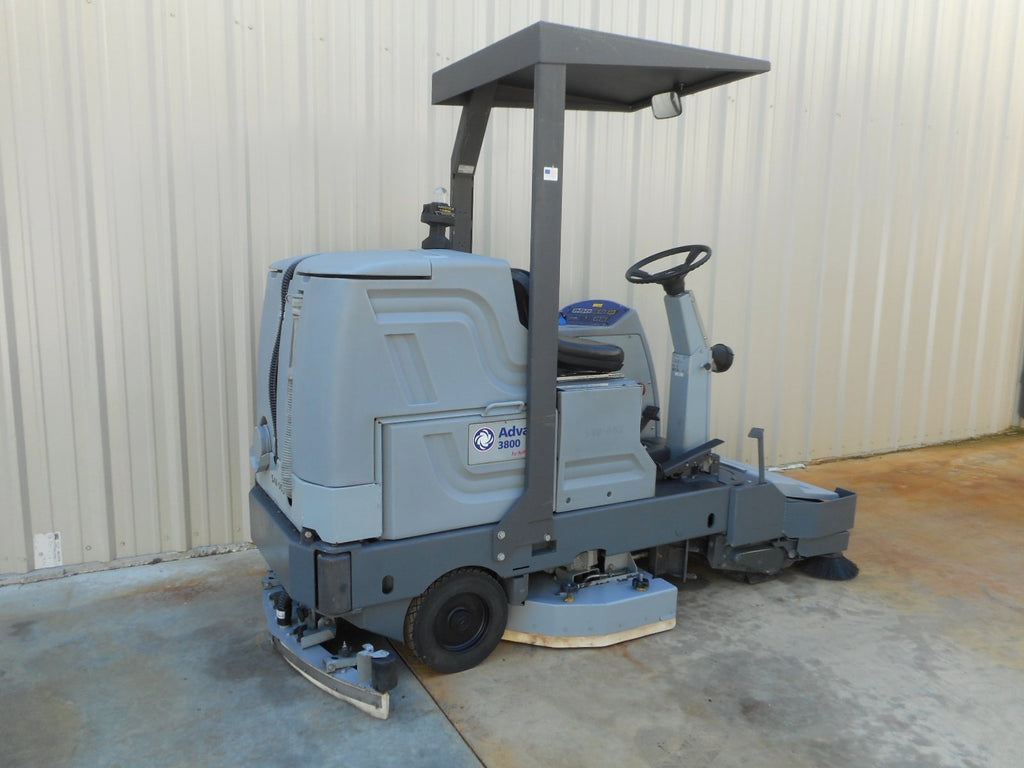 Advance 3800 floor scrubber used