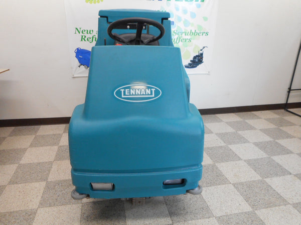 Tennant-7100-rider-floor-scrubber-used-28-in_grande.jpg?v=1569358655