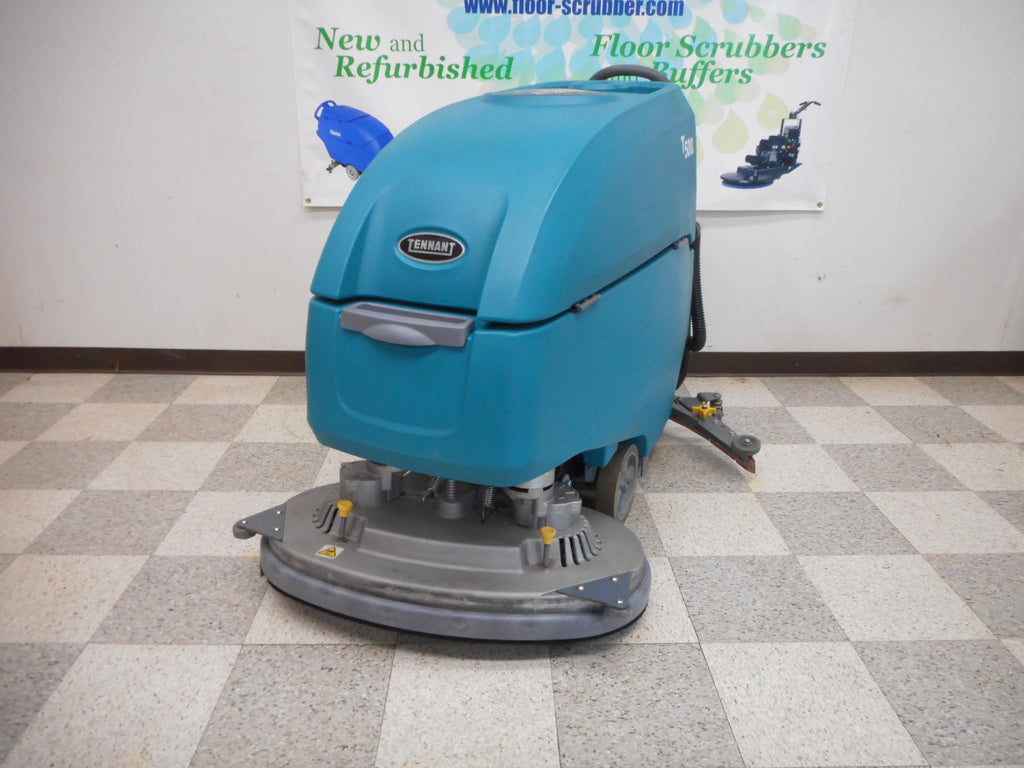 Tennant T500e Floor Scrubber cleaner machine
